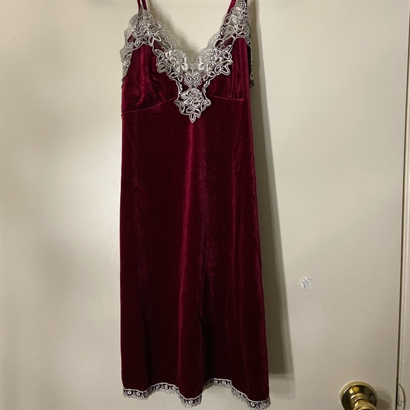 velvet brand night dress